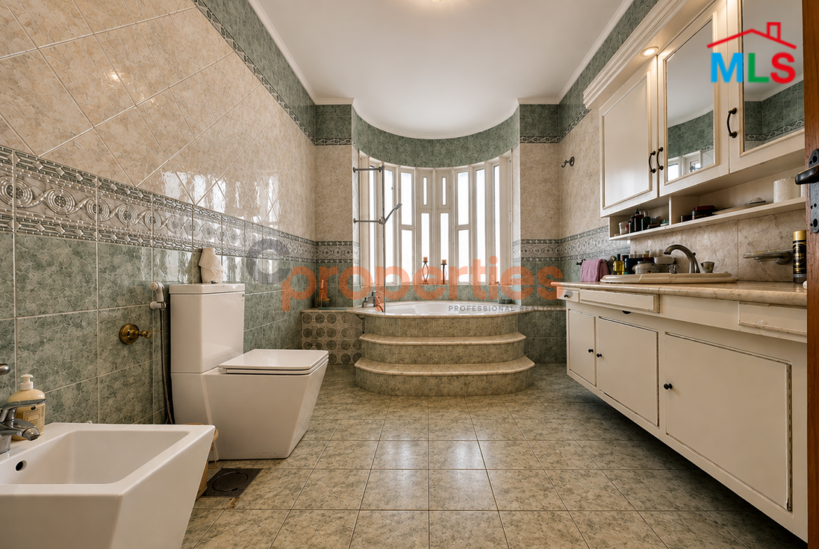 Duplex For Sale in Ramlet al Baydah – CPBHS73