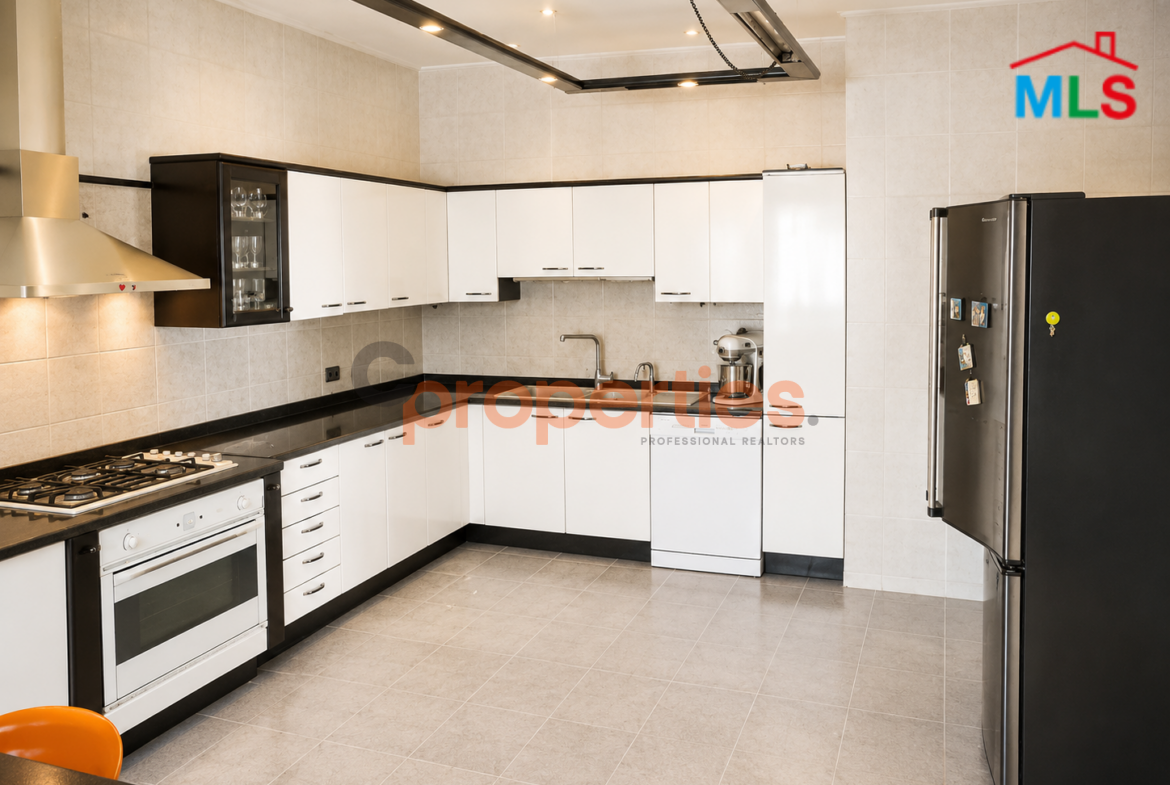 Apartment for sale in Achrafieh – CPBPK04