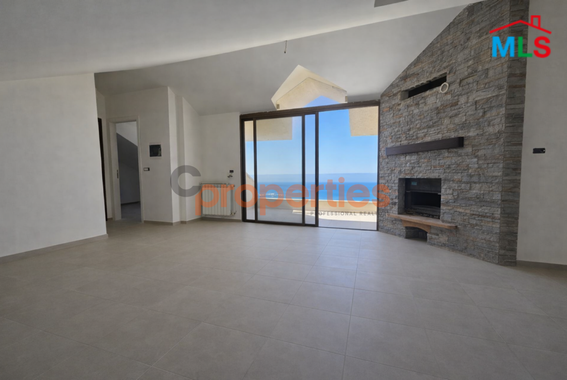 Duplex For Sale in Rabweh شقة للبيع في الربوه CPCF313