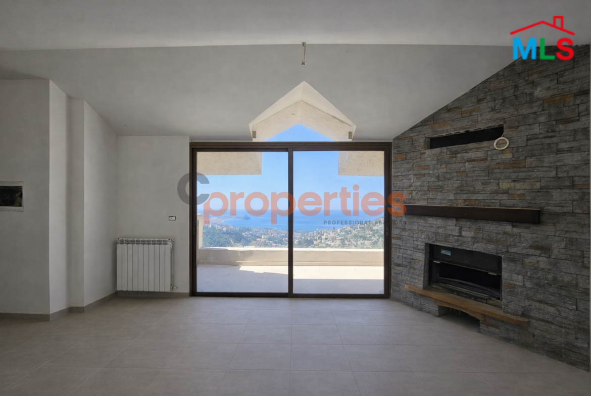 Duplex For Sale in Rabweh شقة للبيع في الربوه CPCF313