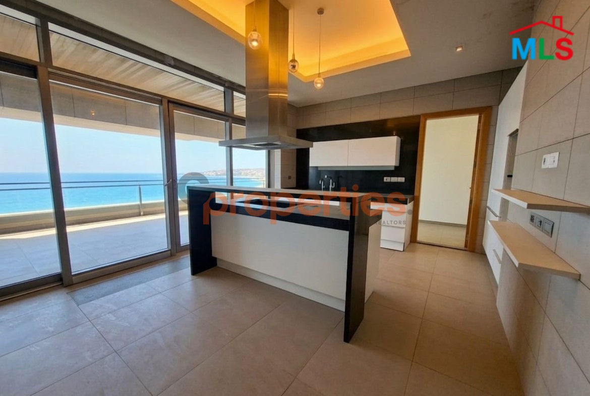 Apartment For Sale In Achrafieh – CPBMH20