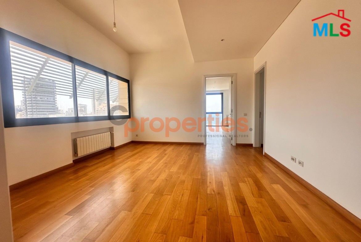 Luxury Apartment For Sale in Manara – CPBHS69
