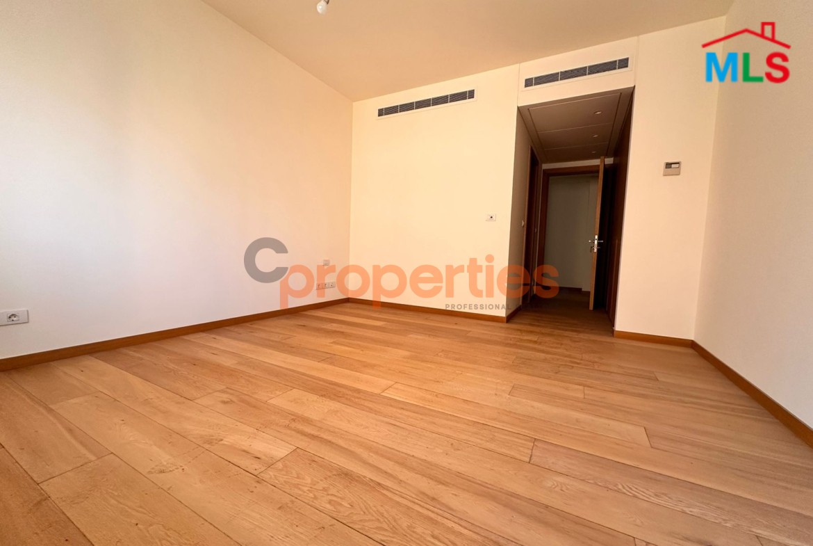 Sea View Apartment For Sale in Ramlet al Baydah – CPBHS63