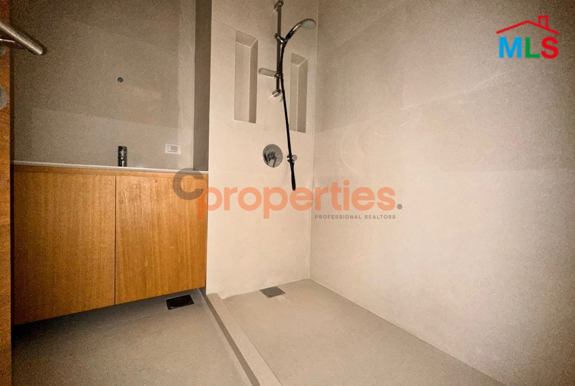 Sea View Apartment For Sale in Ramlet al Baydah – CPBHS63