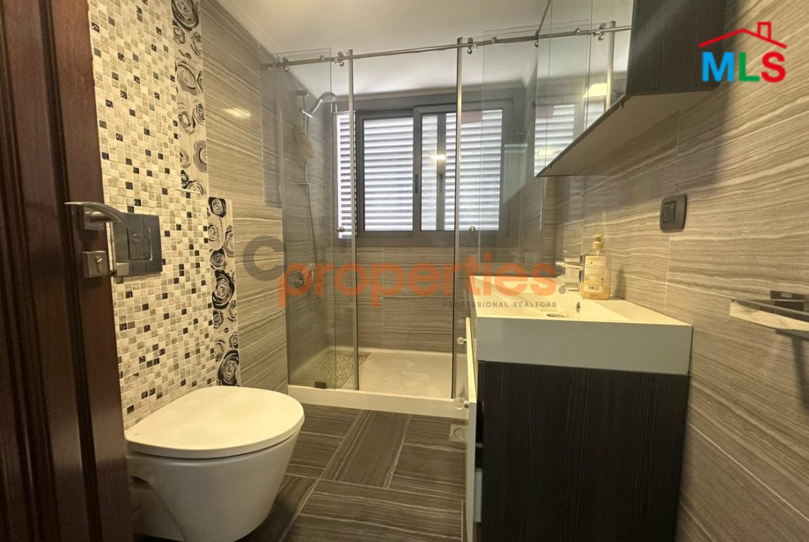 Apartment For Sale in Unesco – CPBHS62