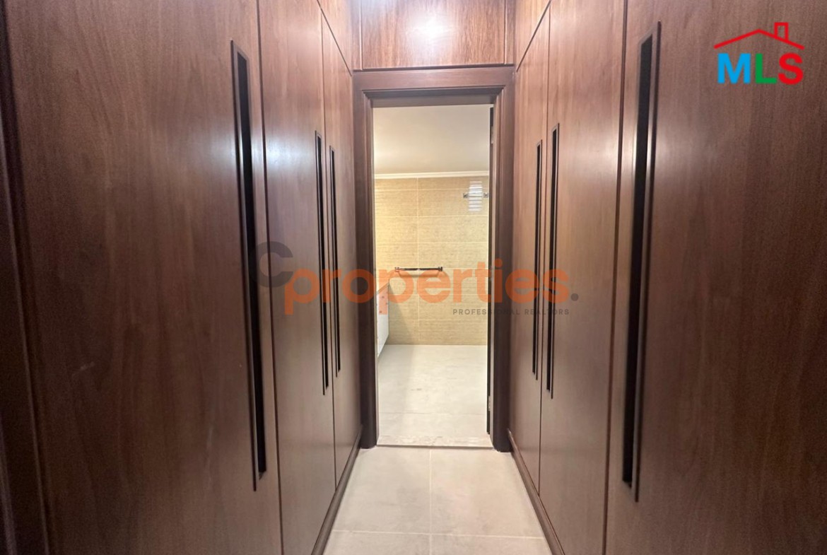 Apartment For Sale in Unesco – CPBHS62