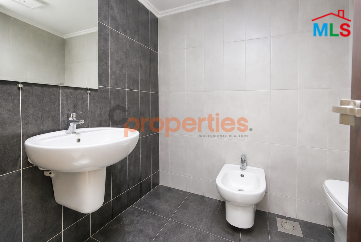 Apartment For Sale In Unesco wih terrace – CPBHS60