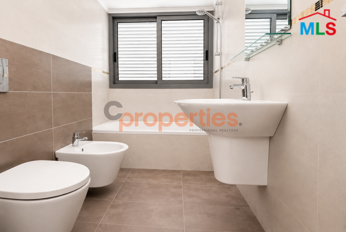 Apartment For Sale In Unesco wih terrace – CPBHS60