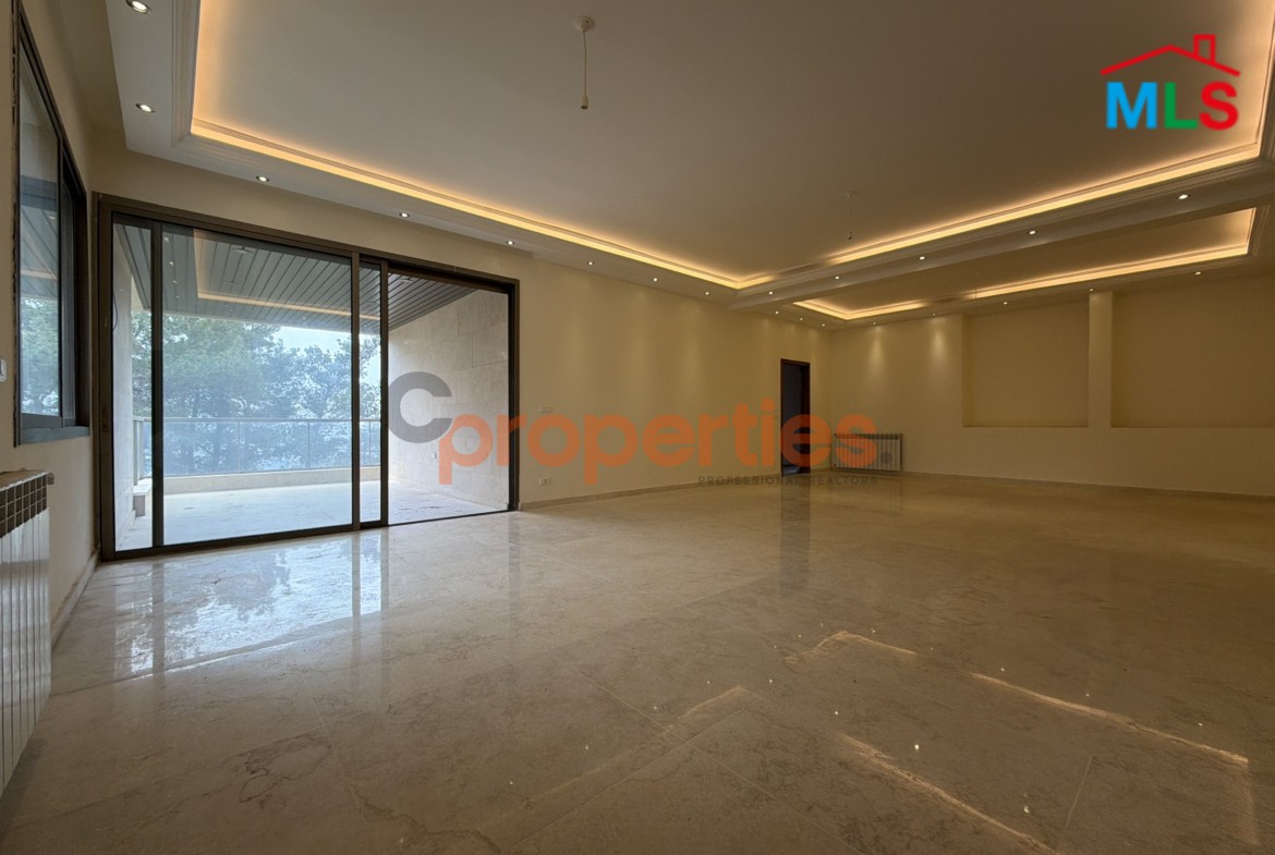Apartment For Sale in Rabweh شقة للبيع في الربوه CPCF353