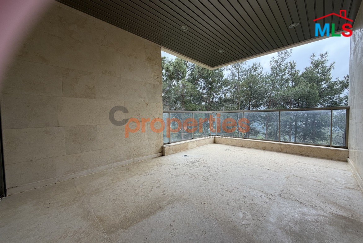 Apartment For Sale in Rabweh شقة للبيع في الربوه CPCF353