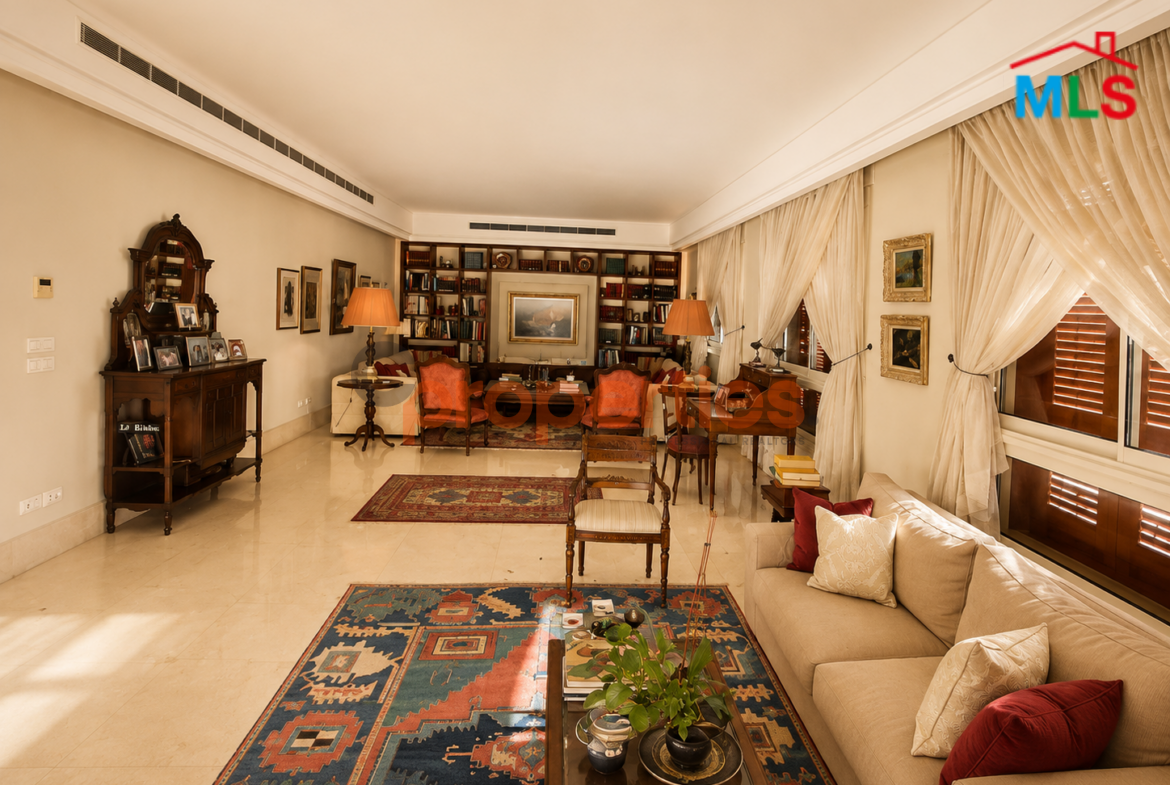 Apartment For Sale In Achrafieh – CPBJW03