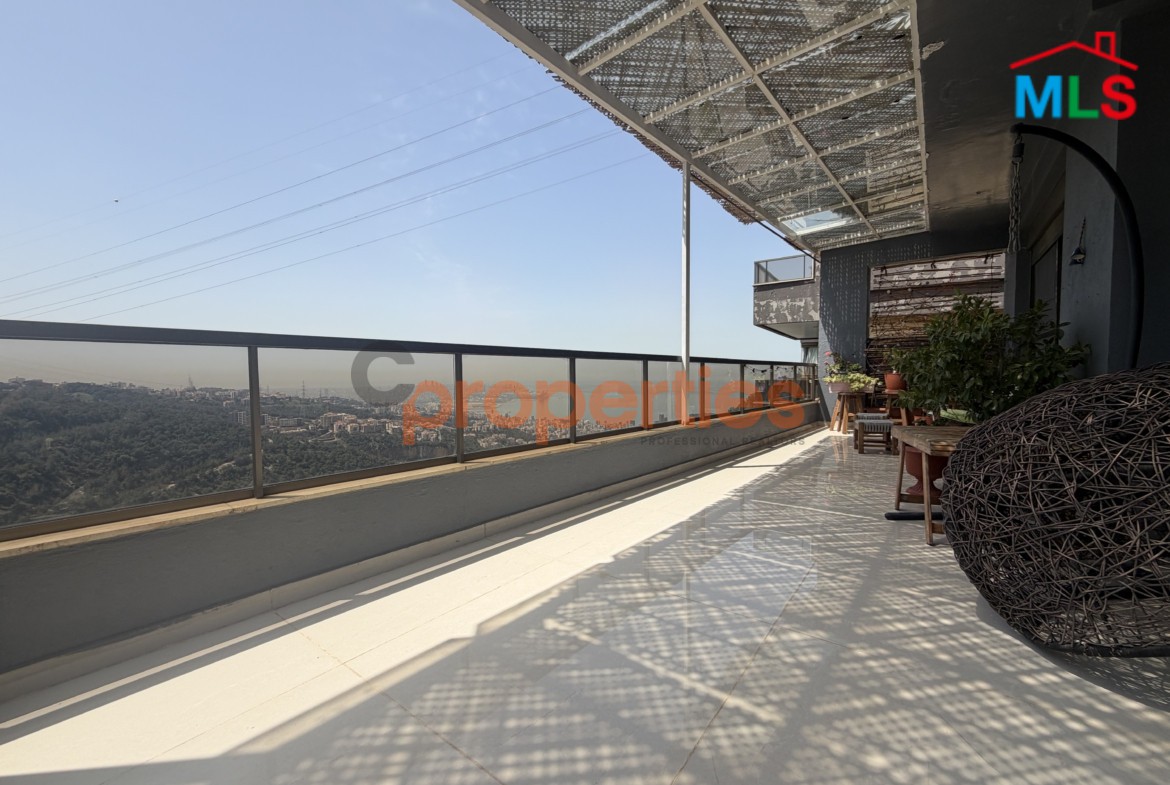 Apartment For Sale in Rabweh شقة للبيع في الربوه CPCF343