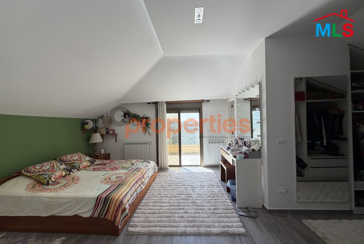 Apartment For Sale in Rabweh شقة للبيع في الربوه CPCF343