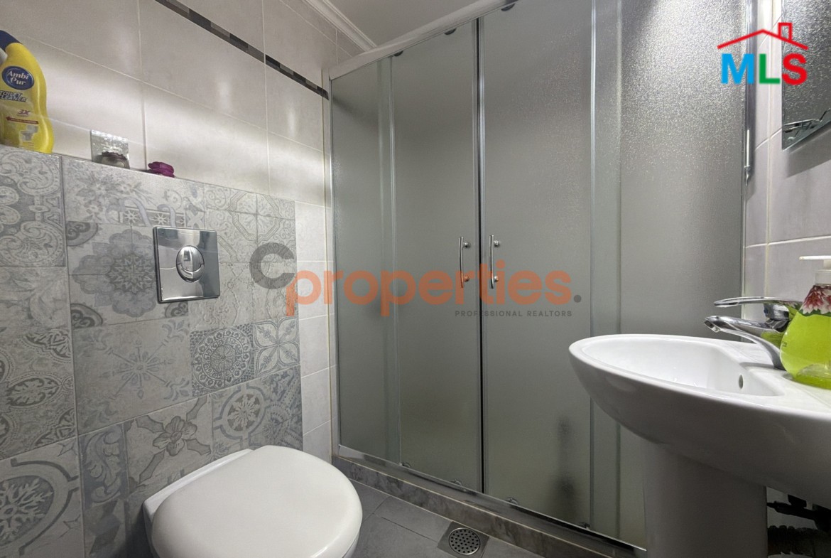 Apartment For Sale in Rabweh شقة للبيع في الربوه CPCF343