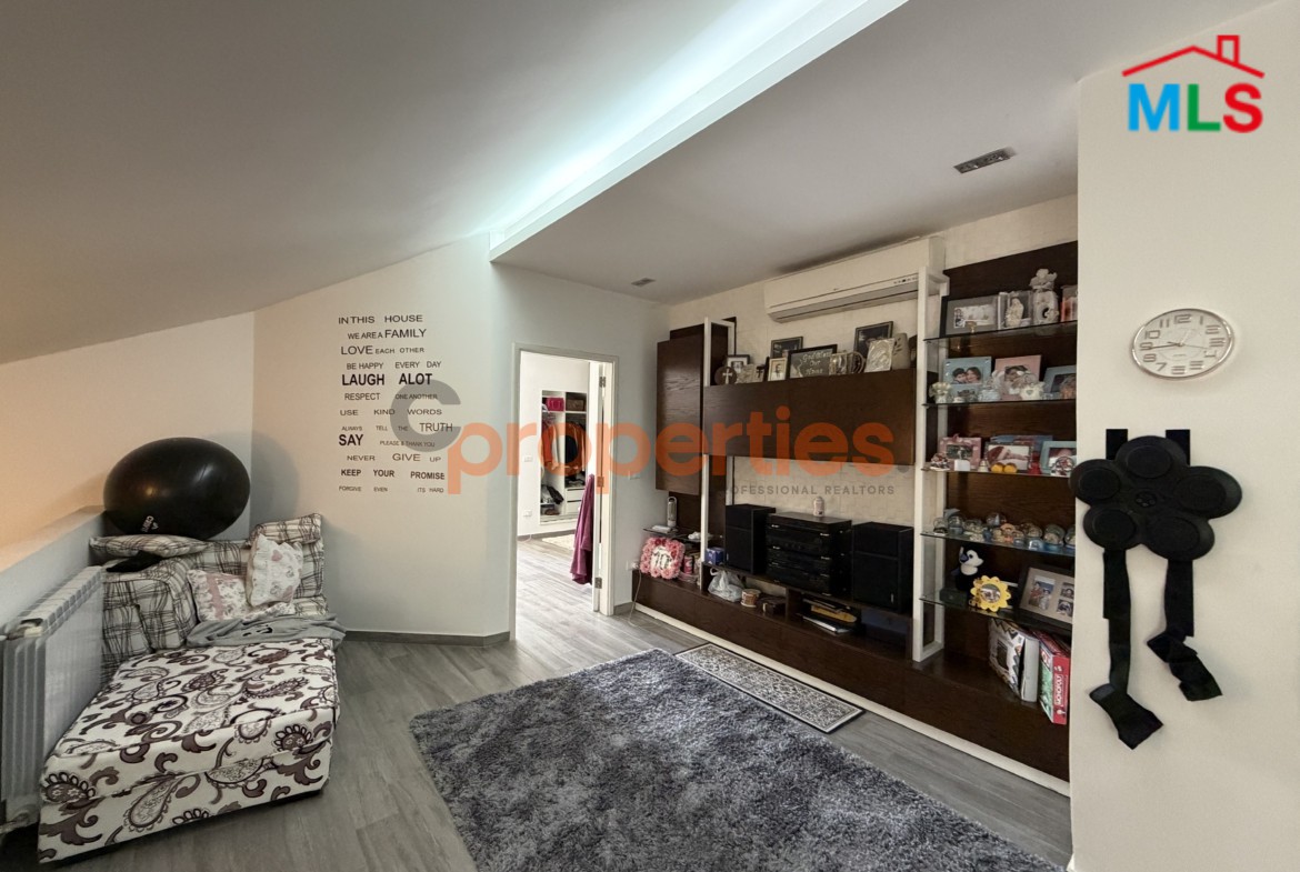 Apartment For Sale in Rabweh شقة للبيع في الربوه CPCF343