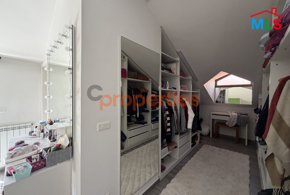 Apartment For Sale in Rabweh شقة للبيع في الربوه CPCF343