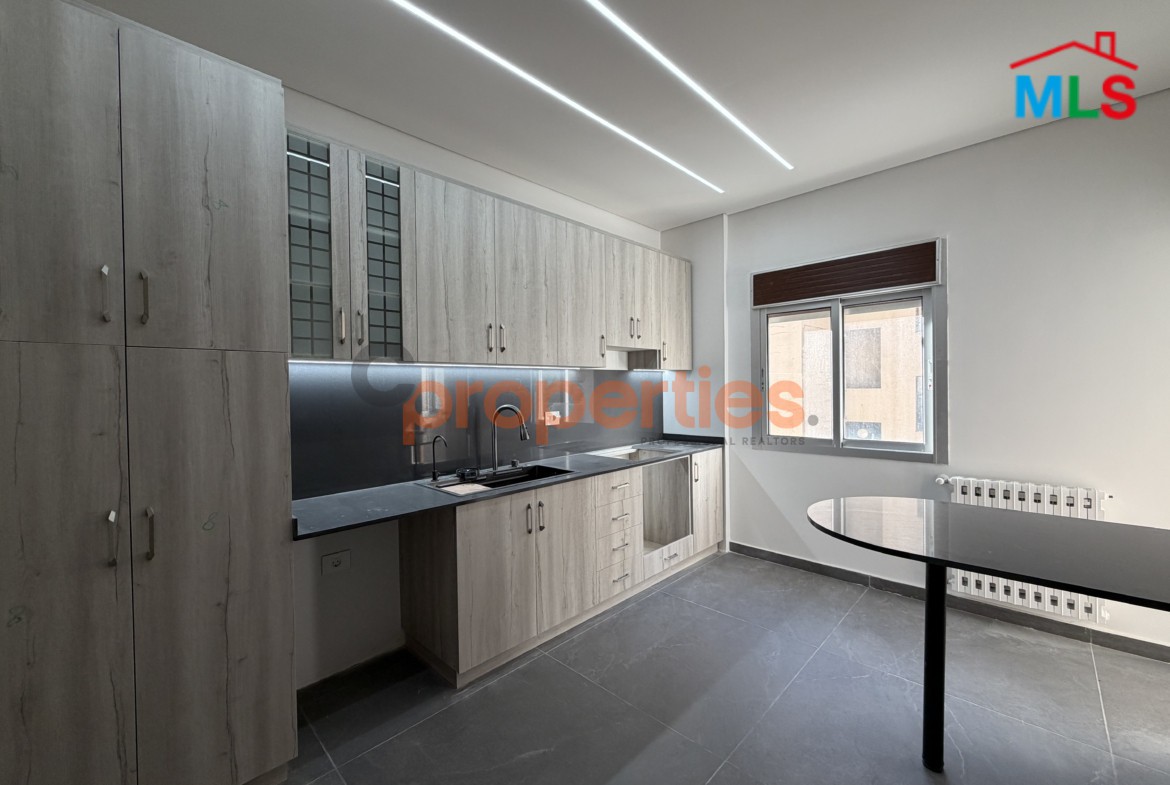 Apartment For Sale in Mtayleb شقة للبيع في المطيلب CPCF312
