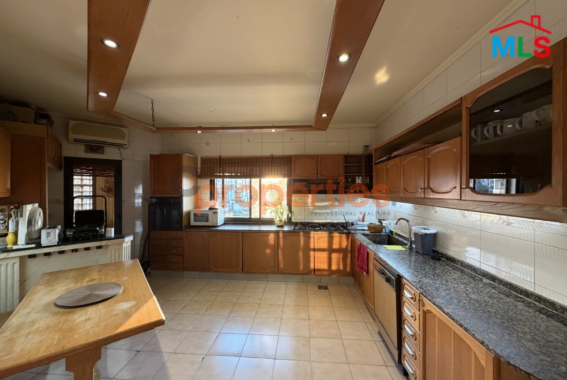 Apartment For Sale in Mtayleb شقة للبيع في المطيلب CPCF309