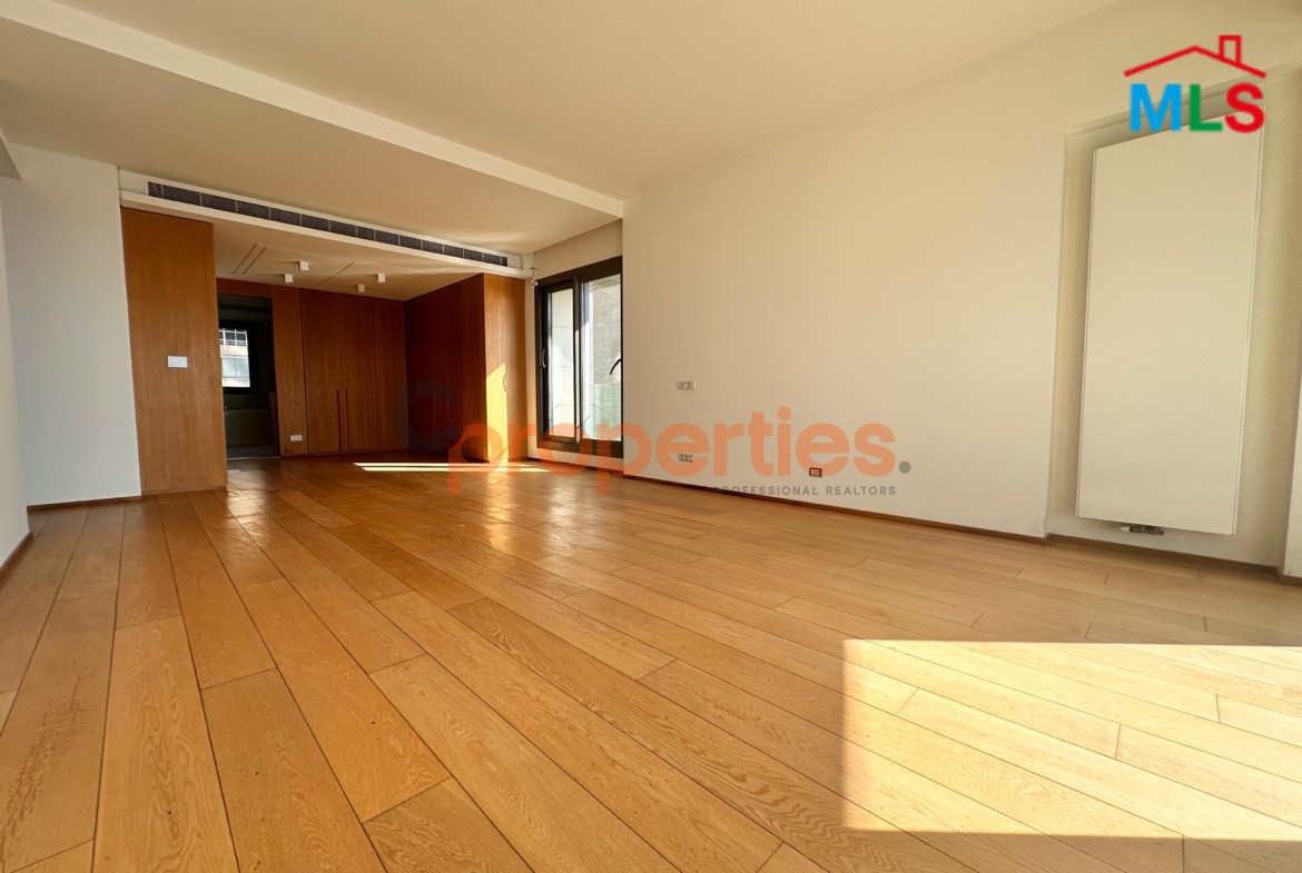 Sea View Apartment For Sale In Rawche front line – CPBHS32