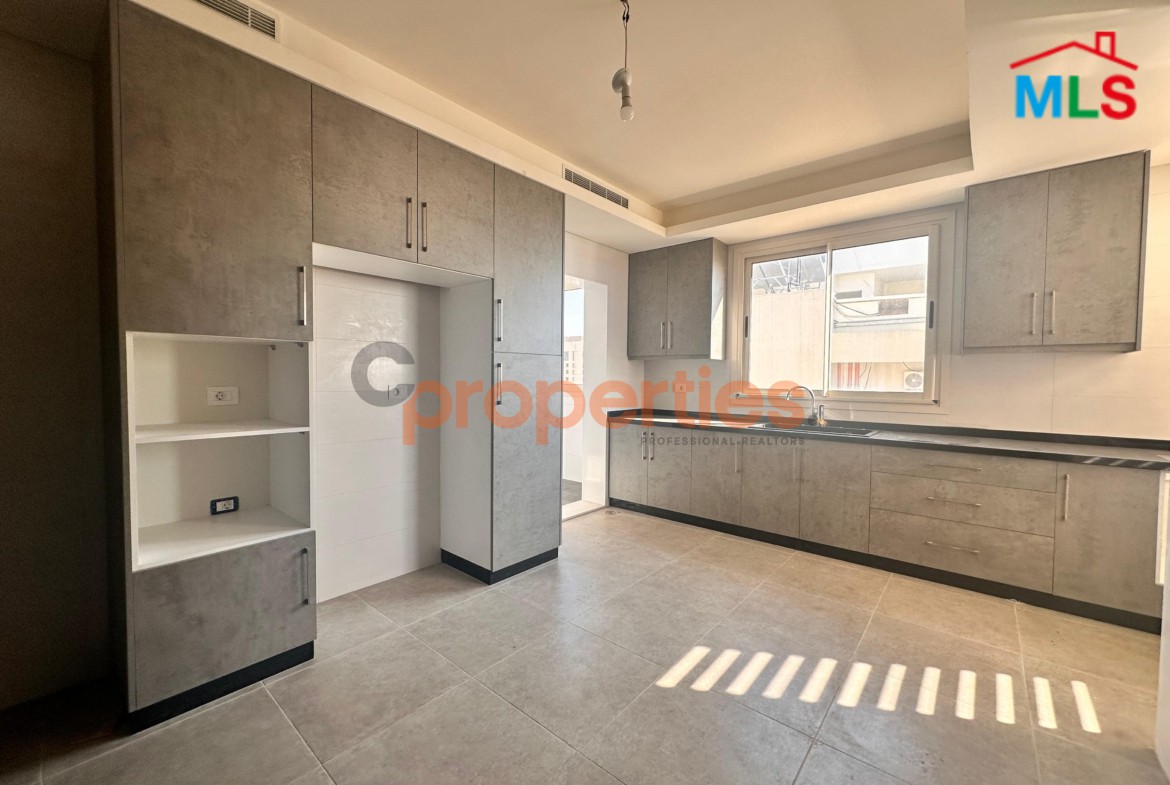 Apartment For Sale In Ramlet al Baydah – CPBHS47