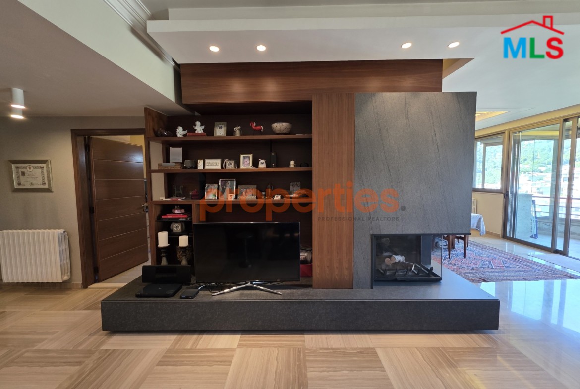 Apartment For Sale in Chalimar Baabdat CPES284