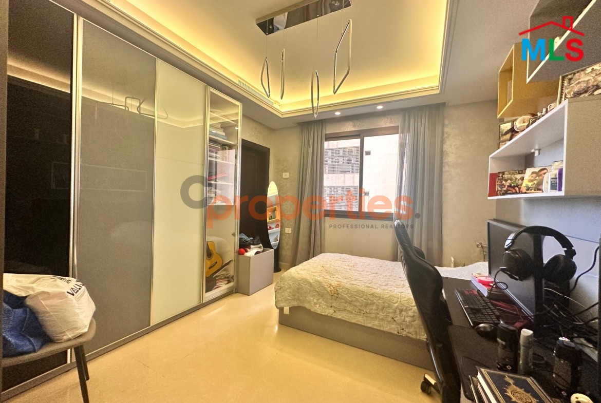 Apartment For Sale In Jnah Spinneys – شقة للبيع في الجناح CPBHS19