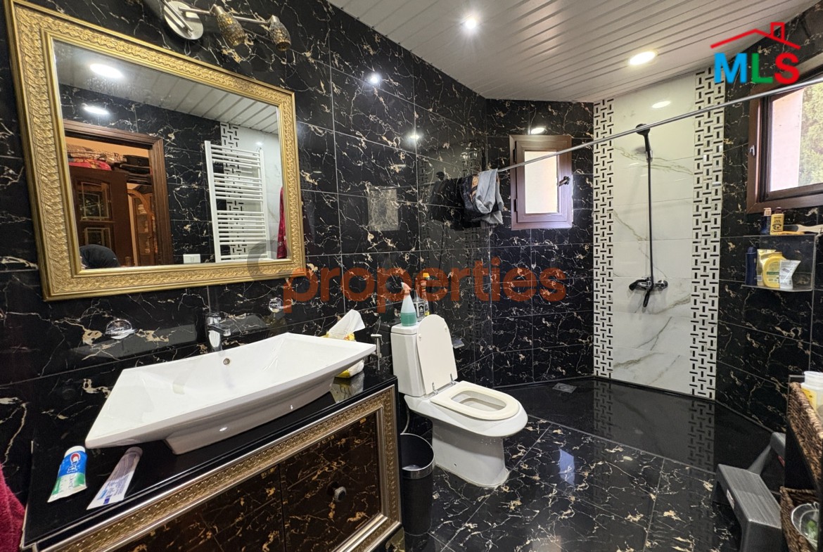 Villa For Sale In Batroun – CPJGN51