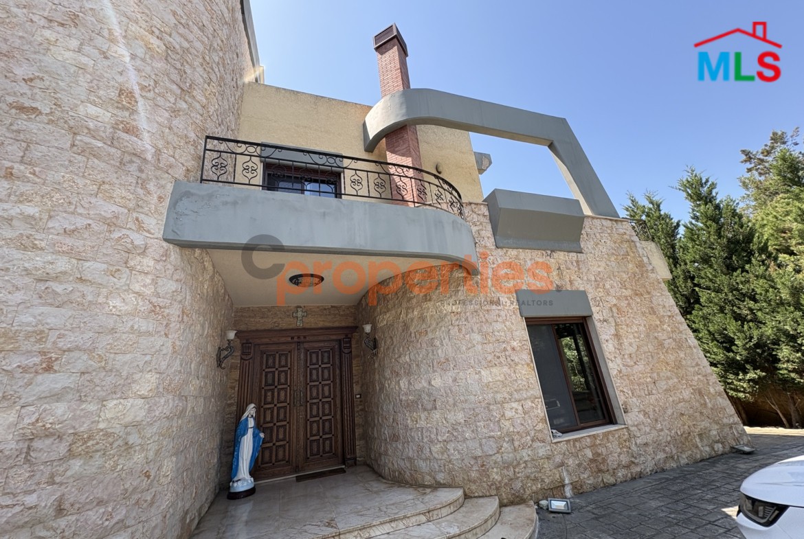 Villa For Sale In Batroun – CPJGN51