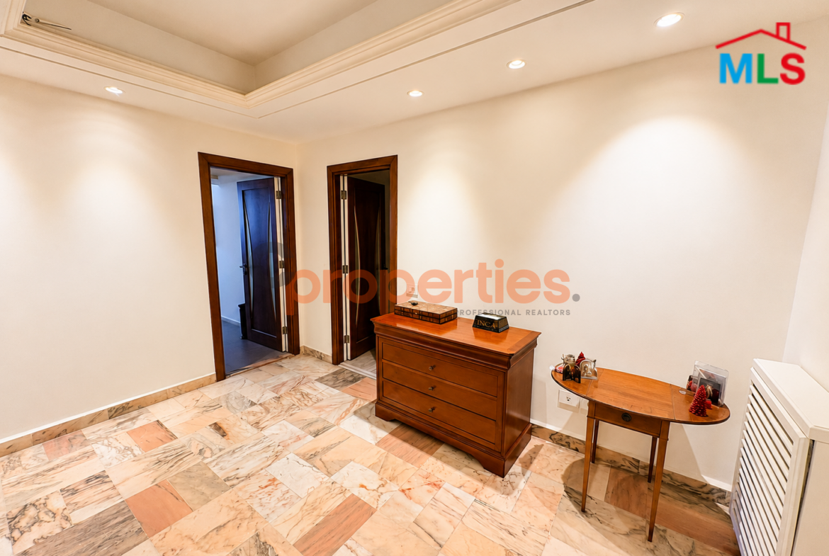 Apartment For Sale in Hazmieh – CPCH21