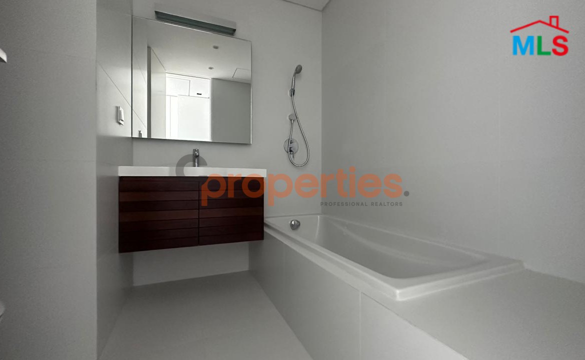 Apartment For Sale In Achrafieh – CPBWW135