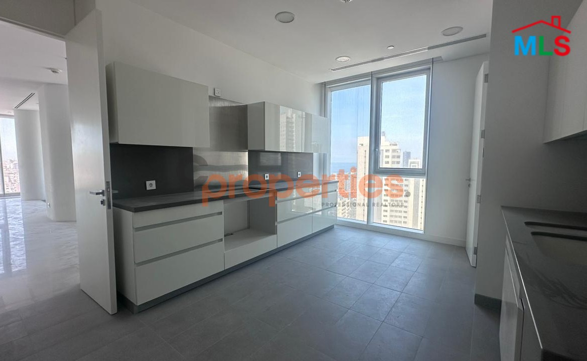 Apartment For Sale In Achrafieh – CPBWW135