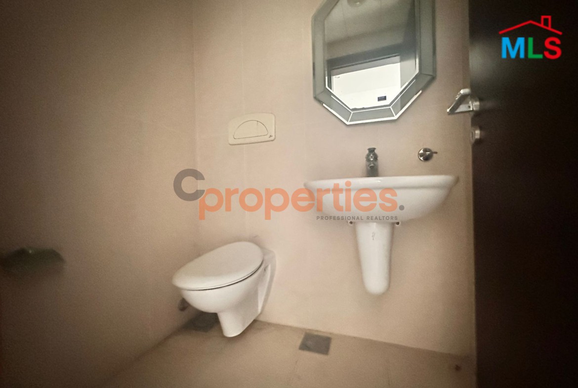 Apartment For Sale In Manara – CPBHS10