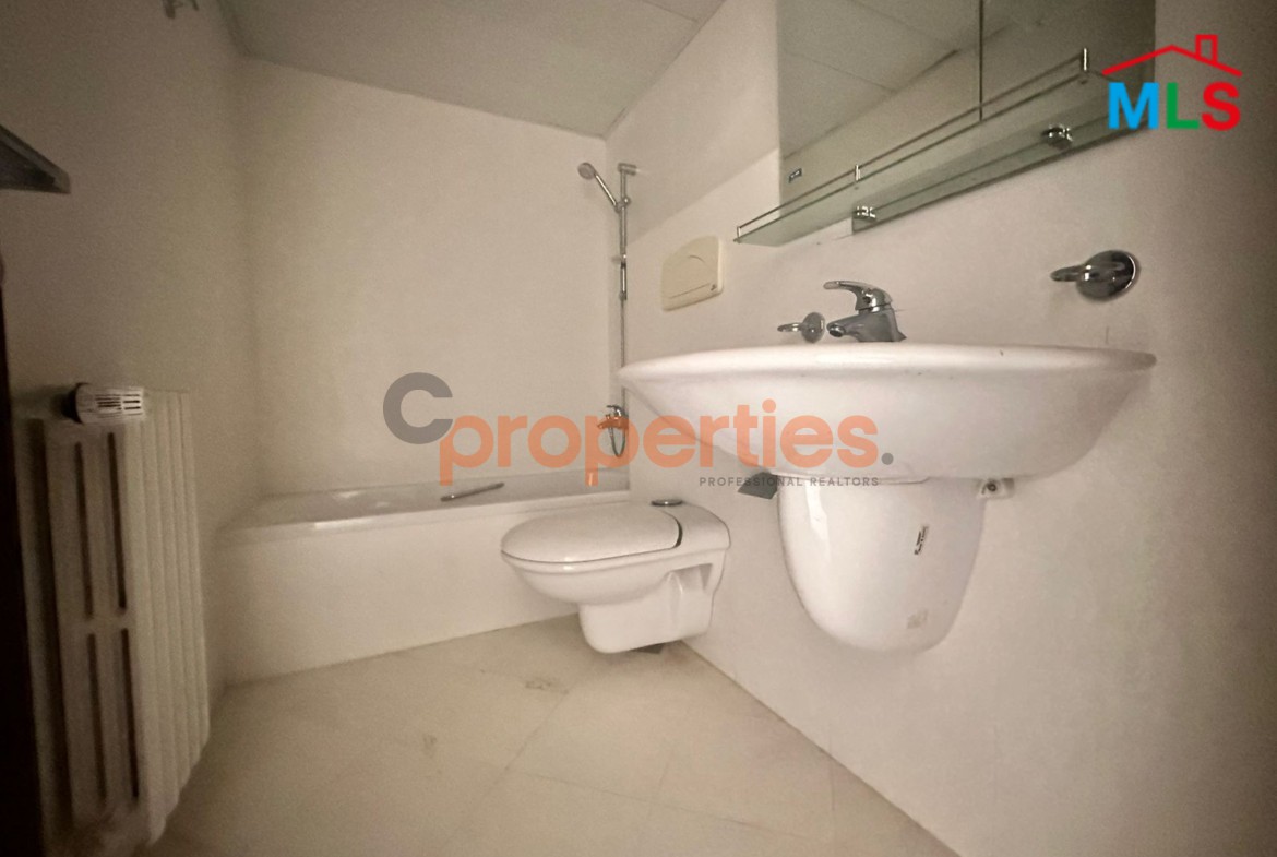 Apartment For Sale In Manara – CPBHS10