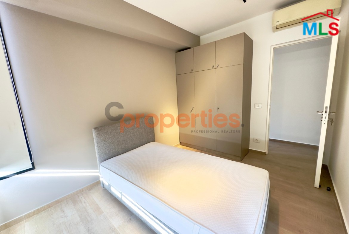 Fully Furnished Apartment for Sale in Achrafieh – CPBEC11