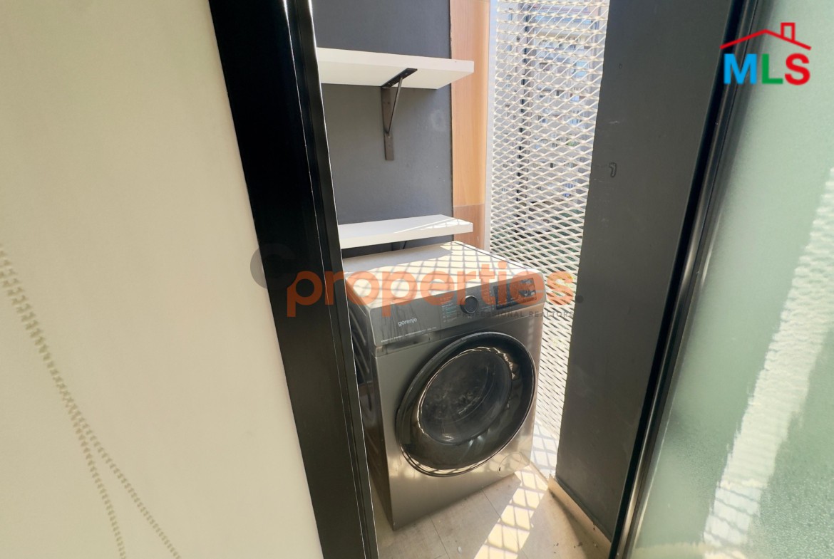 Fully Furnished Apartment for Sale in Achrafieh – CPBEC11