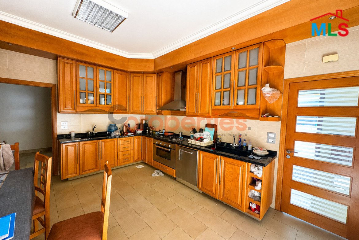 Apartment For Sale in Baabda – CPCH11