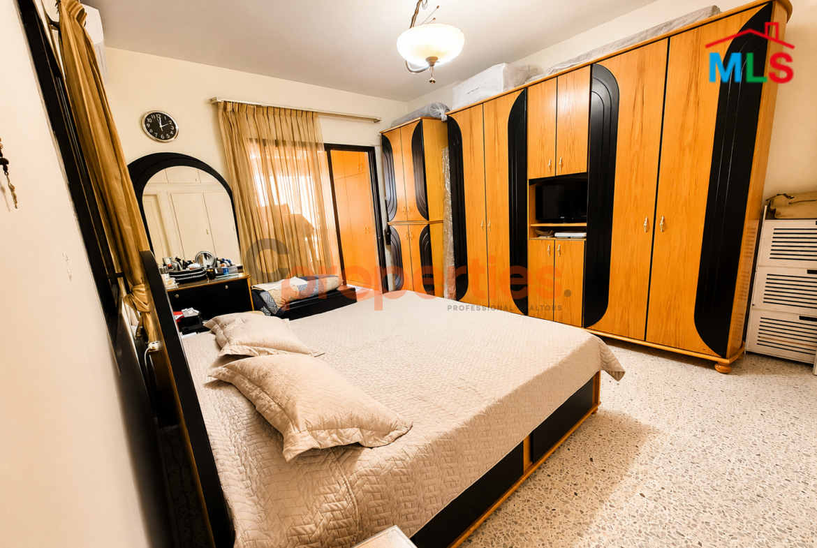 Apartment For Sale in Hazmieh – CPCH10