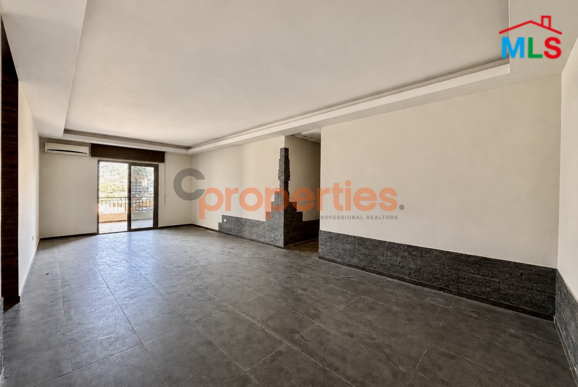 Apartment for sale in Mezher with terrace – CPRA150