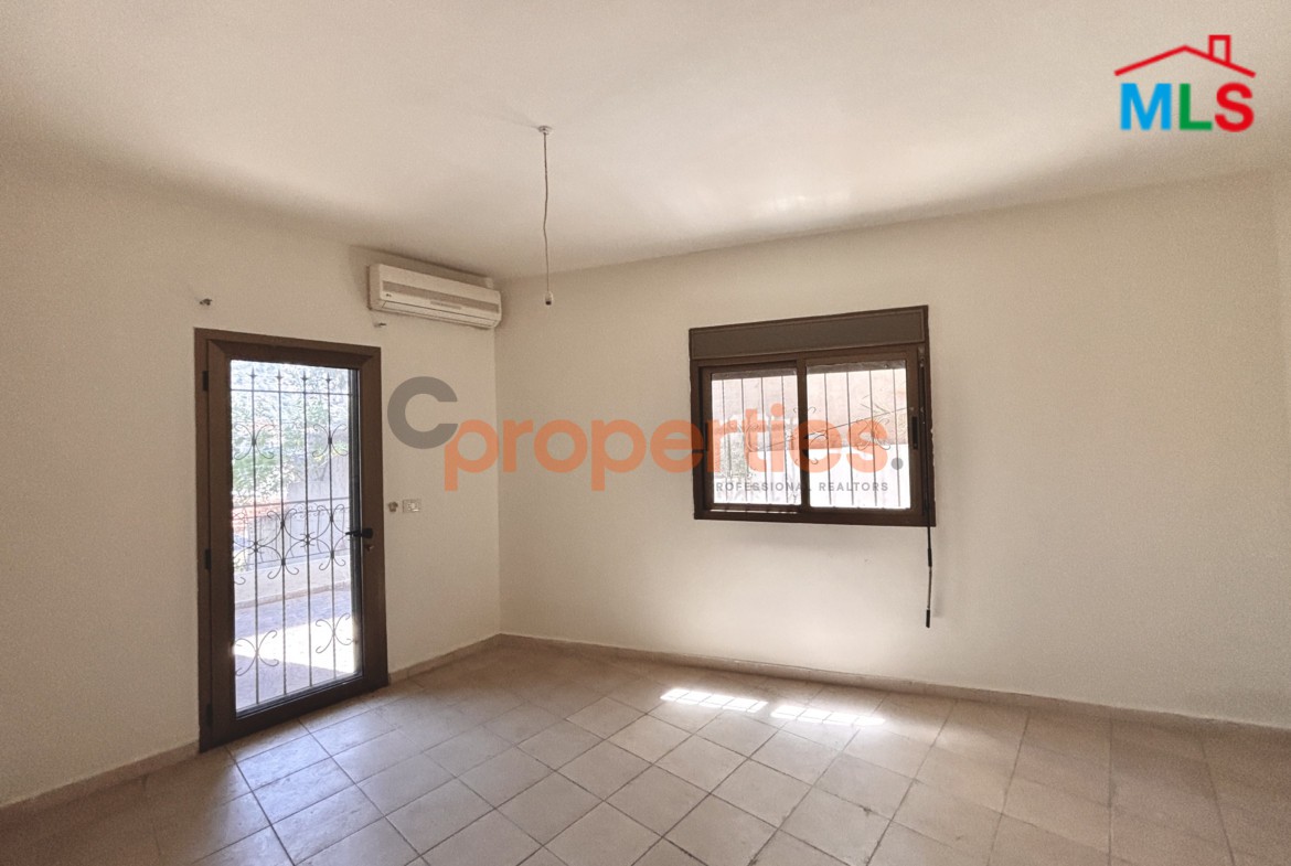 Apartment for sale in Mezher with terrace – CPRA150