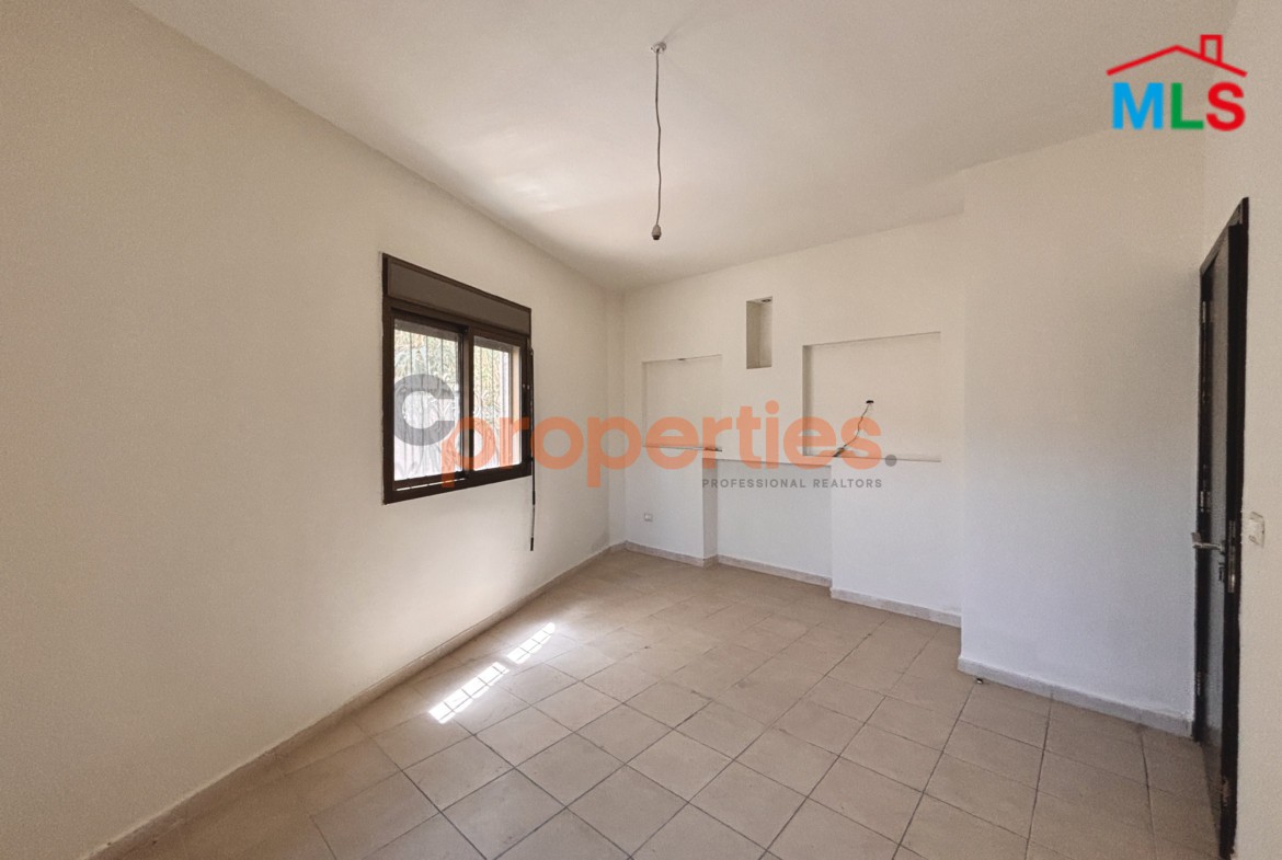 Apartment for sale in Mezher with terrace – CPRA150