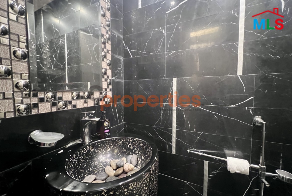 Spacious, Luxurious, Furnished Apartment With Garden For Sale In Mar Roukoz | CPCC171
