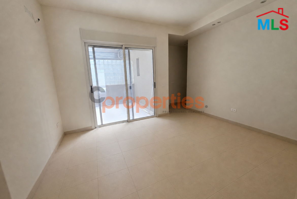 Apartment with Terrace & Sea View in Kornet El Hamra, Metn For Sale – CPSK81
