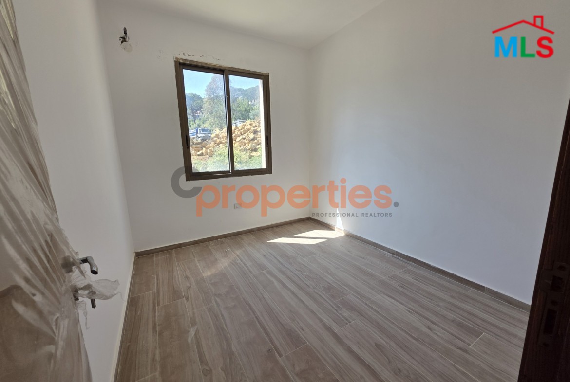 Duplex with Roof & Open View in Baabdat Sfayla, Metn For Sale – CPSK80