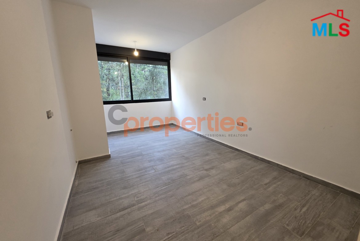 Apartment for Sale in Bhersaf / Sakiet El Misk, Metn – CPSK77