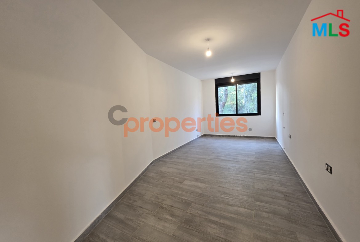 Apartment for Sale in Bhersaf / Sakiet El Misk, Metn – CPSK77