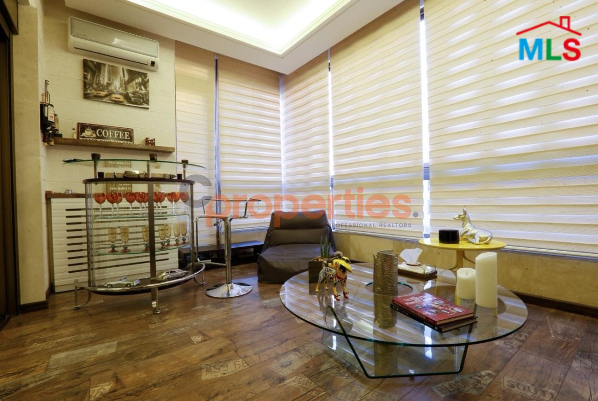 Apartment for sale in Hazmieh شقة للبيع في الحازمية CPMK207