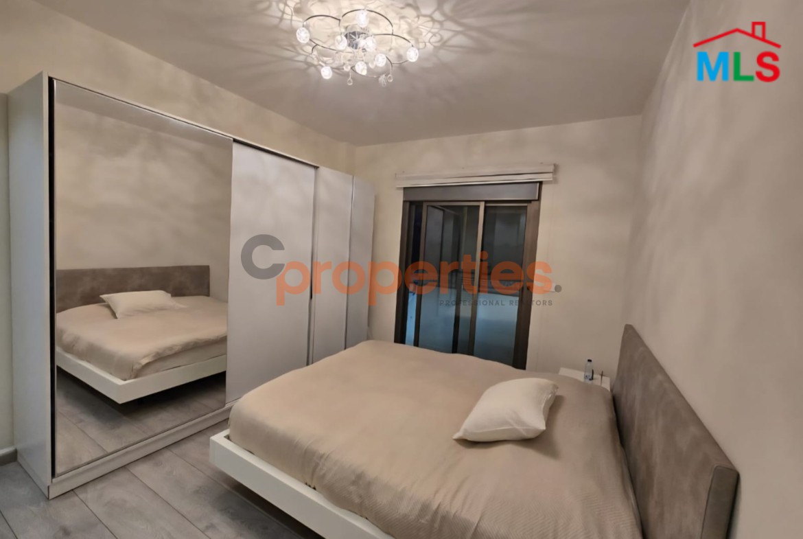 Apartment for sale in Hazmieh شقة للبيع في الحازمية CPMK207