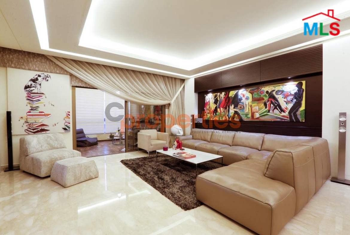 Apartment for sale in Hazmieh شقة للبيع في الحازمية CPMK207
