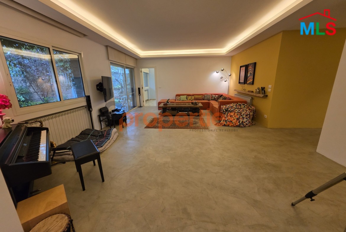Luxury Apartment with Private Pool & Garden in Oyoun Broummana, Metn For Sale – CPSK76