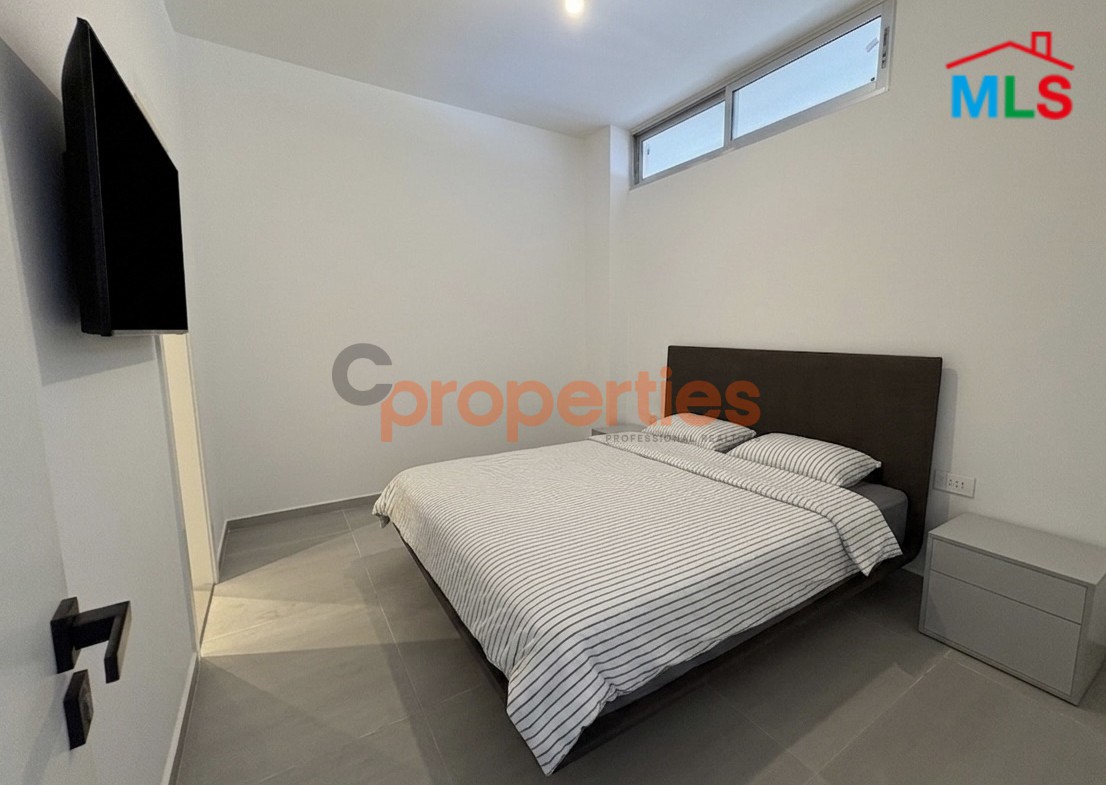 Luxury Chalet For Sale In High End Resort -CPJGN40